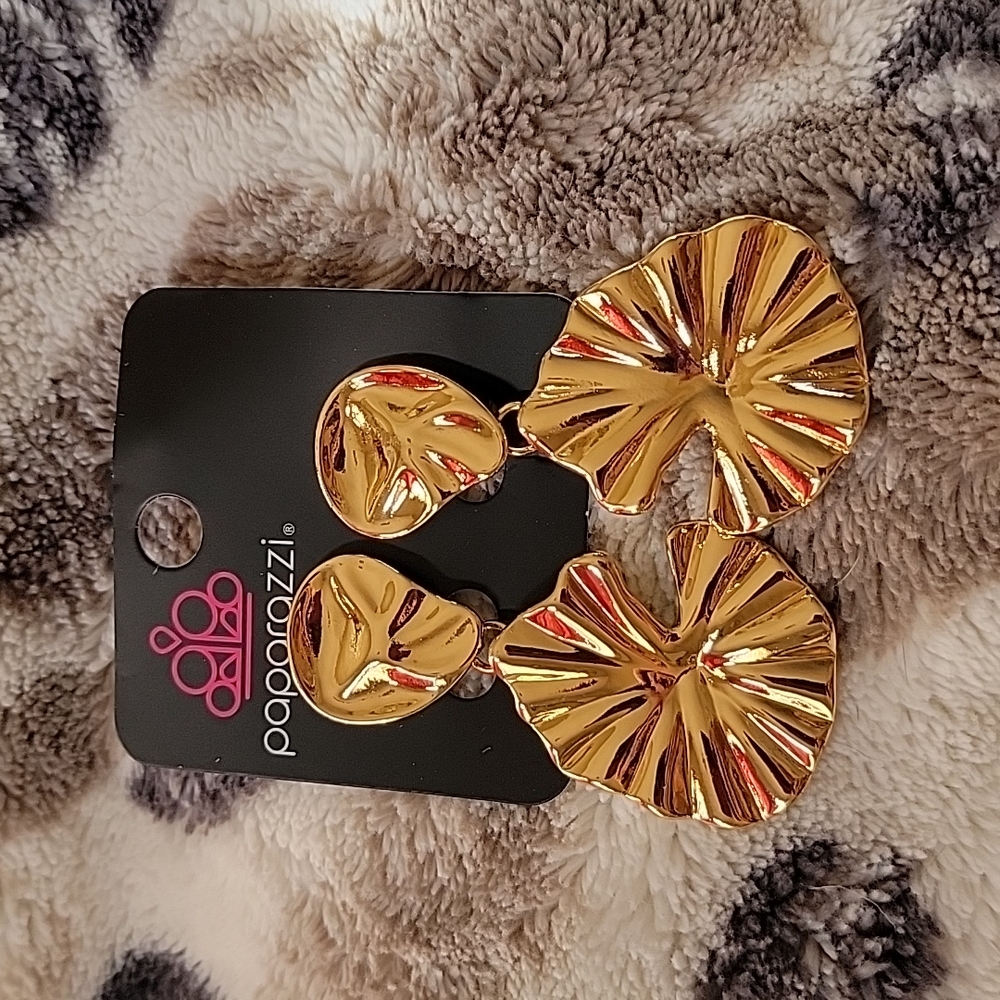 NEW! Gold Clip On Earrings